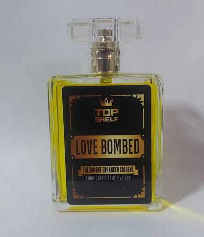 KIT PERFUME CON FEROMONAS - HERLOS+LOVE BOMBED + Regalo Atomizador Portátil